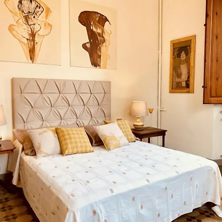Villa Maria Luisa . Splendida Liberty Lucca